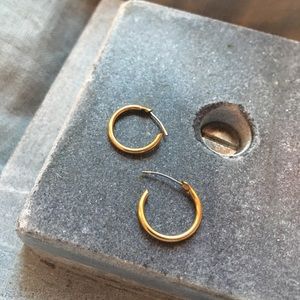 14k gold small hoop earrings